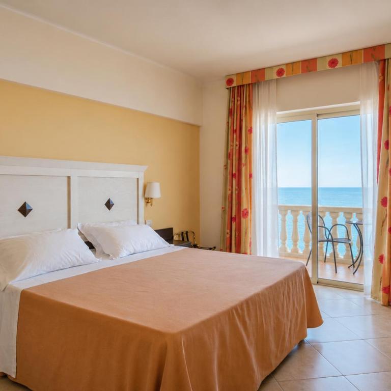 Hotel Orizzonte - Camera Deluxe Matrimoniale/Doppia con Letti Singoli con Vista Mare - 2