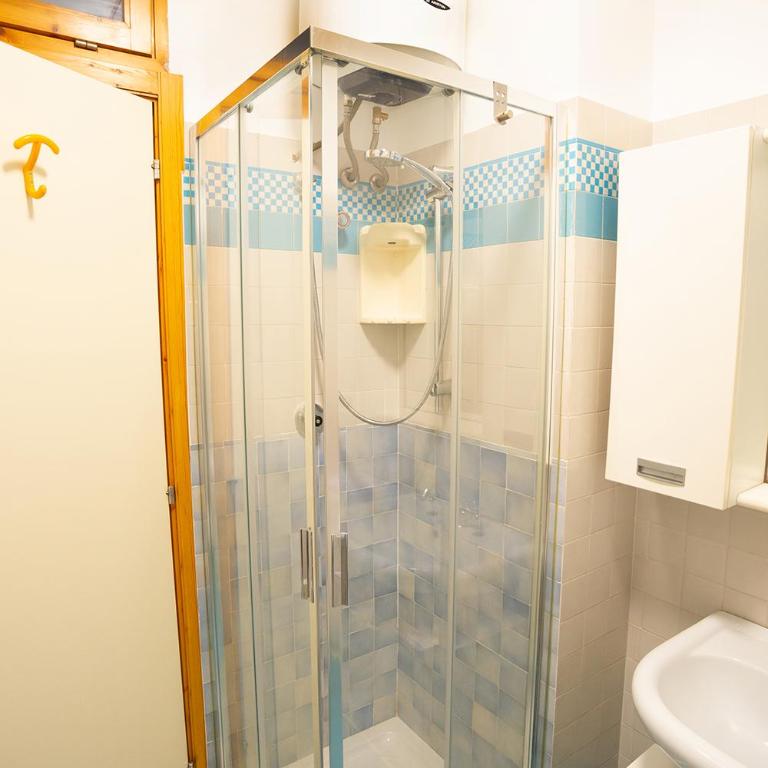 Trilocale fronte mare con piscina condominiale - Appartamento con 2 Camere da Letto - 5