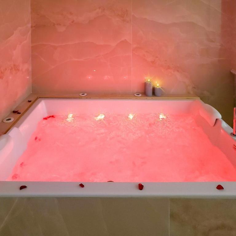 L'Instant - City Center - Jacuzzi - Apartment mit 1 Schlafzimmer - 22