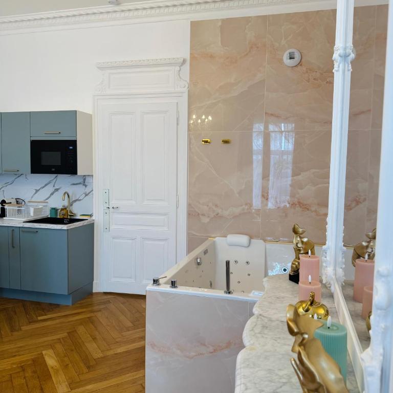L'Instant - City Center - Jacuzzi - Apartment mit 1 Schlafzimmer - 46