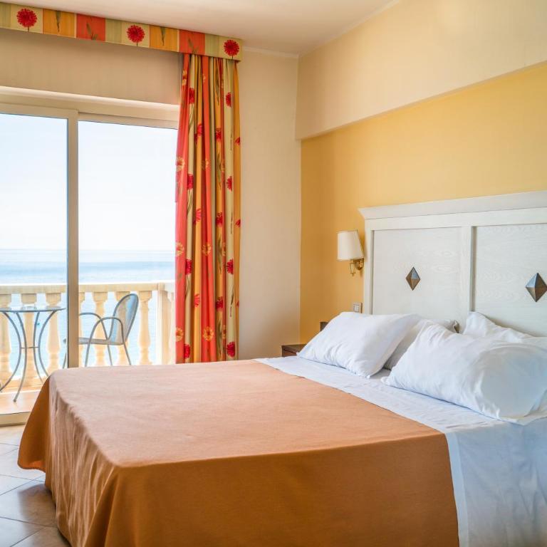 Hotel Orizzonte - Camera Deluxe Matrimoniale/Doppia con Letti Singoli con Vista Mare - 3