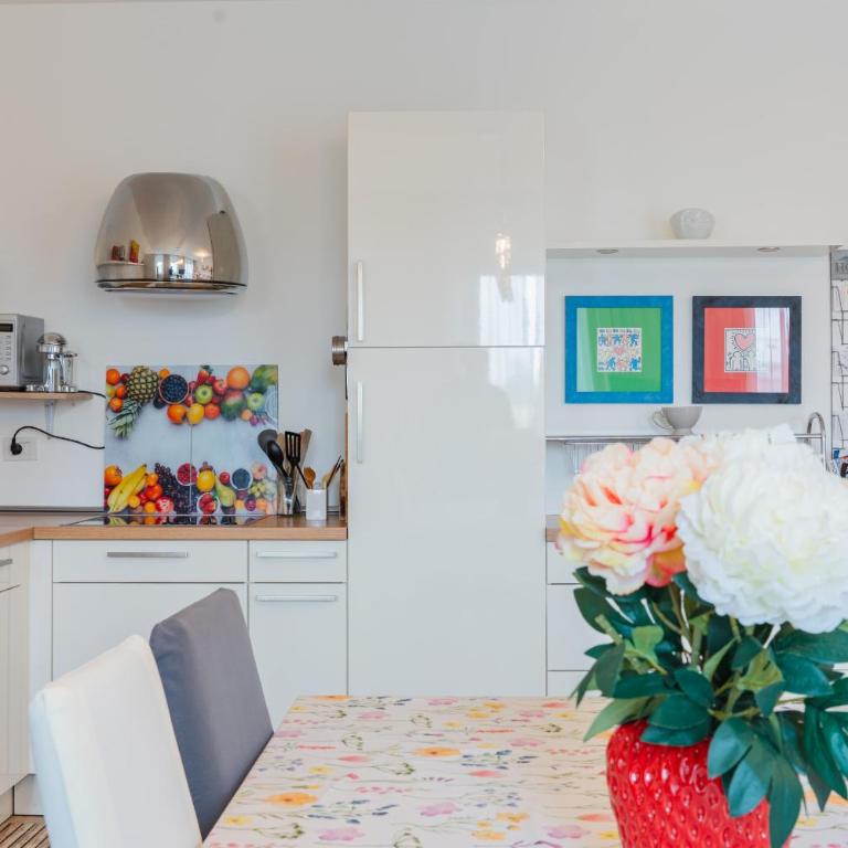 SG Family - Garda Sweet Home - Appartamento con 2 Camere da Letto e Terrazza - 4