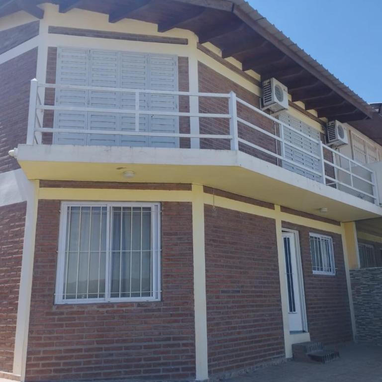 Bright and spacious Bialet Massé cabin - Two-Bedroom House - 29