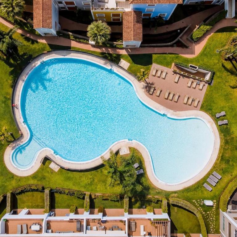Comfortable apartment with a large terrace and a pool - Apartment mit 2 Schlafzimmern - 10