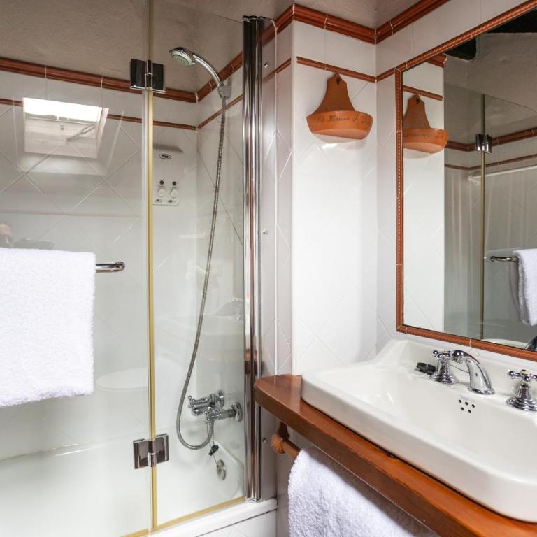 Hotel Boutique Santuario Kunturi - Adults Only by Molino de Tresgrandas - Habitación Triple Clásica - 2
