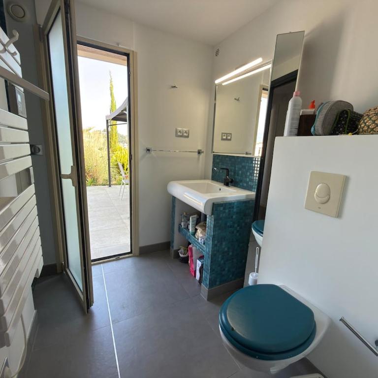 Maison de charme sur les collines, Piscine, Clim - Four-Bedroom House - 27