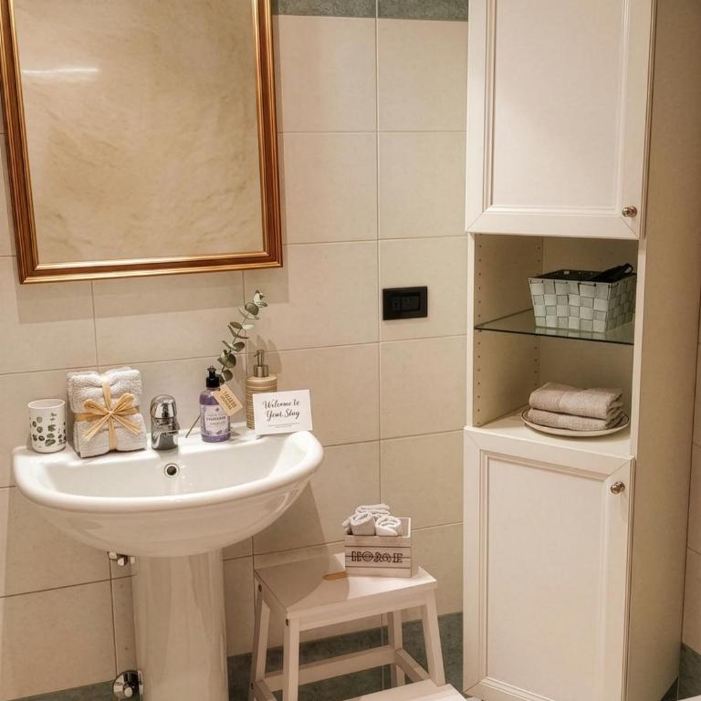 Bilocale con Terrazzo e BOX AUTO su Richiesta - One-Bedroom Apartment - 15