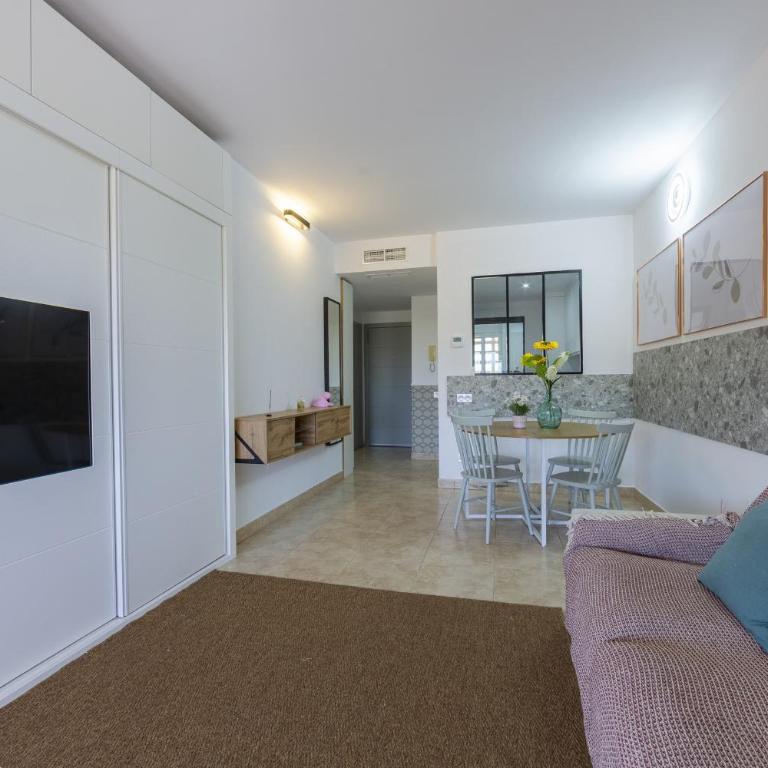 AlmeriaSuite Vera Luxury Homes - Appartamento con 2 Camere da Letto e Terrazza - 9