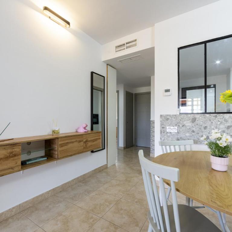 AlmeriaSuite Vera Luxury Homes - Appartamento con 2 Camere da Letto e Terrazza - 14