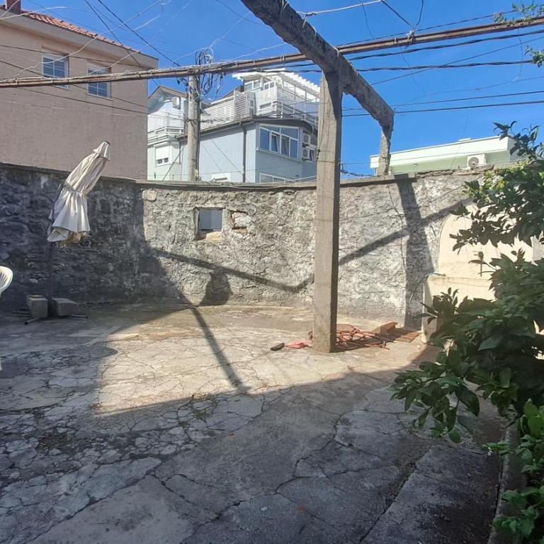 Bajatova Heritage House with Private Courtyard - Vila sa 1 Spavaćom Sobom - 14