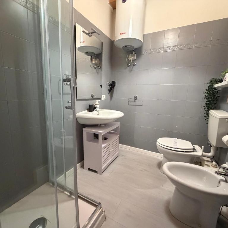Coco Home-Chic Mansarda In the Heart of Turin - One-Bedroom Apartment - 18