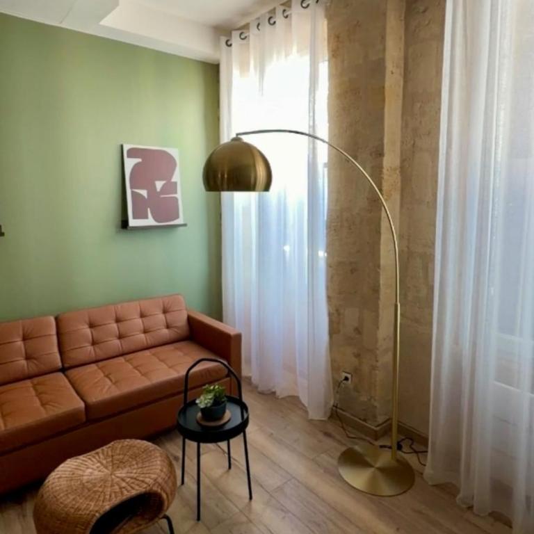 Appartement plein cœur des Chartrons rue calme - Apartment mit 1 Schlafzimmer - 5