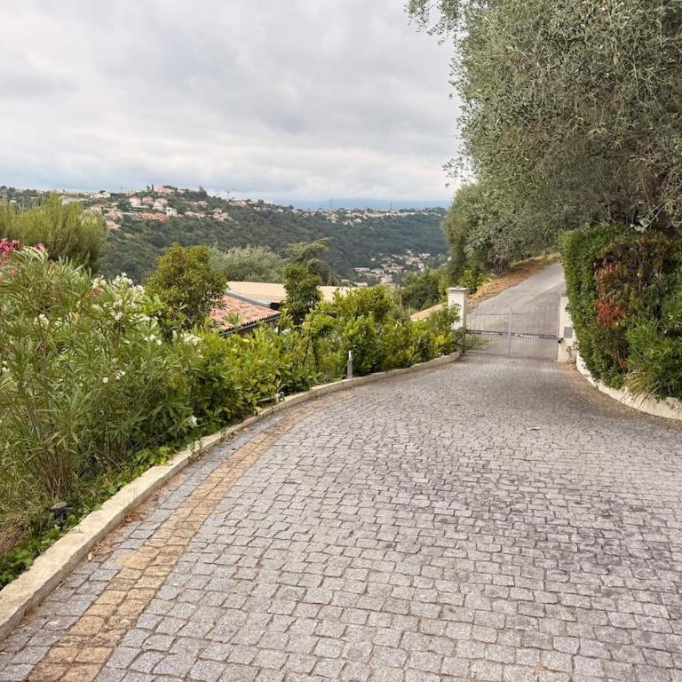 Treehouse in Les Oliviers, Sea View, Air Conditioning, Parking - Monolocale con Terrazza - 4