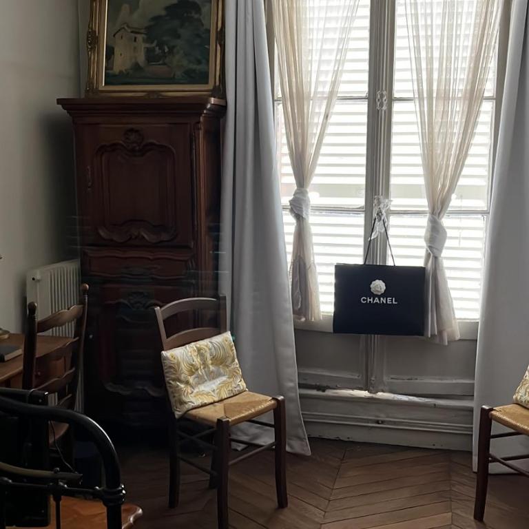 Chambre à Montmartre - Chambre Simple Deluxe avec Balcon - 4