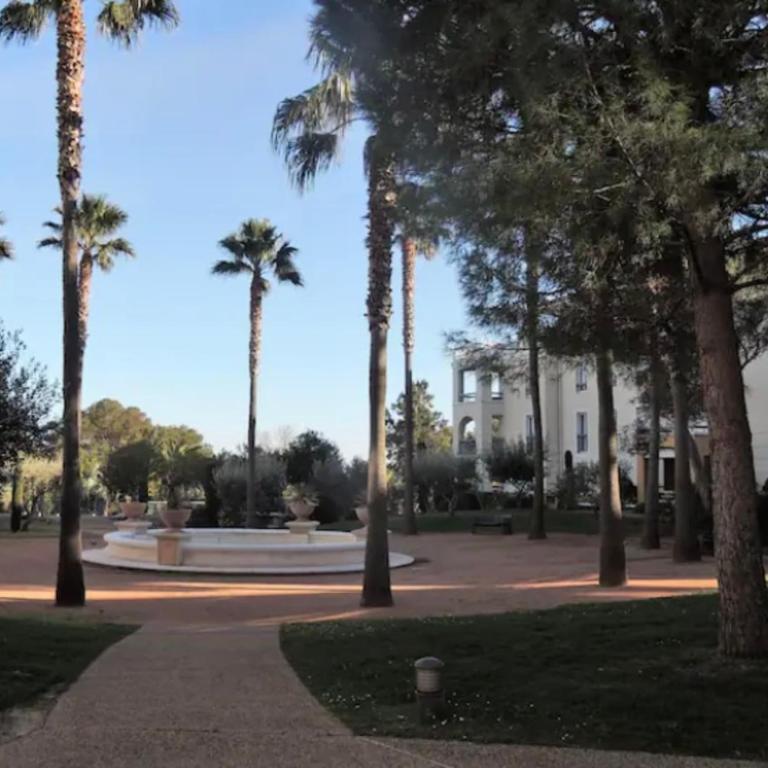 Apartment with pool and garden in Saint Aygulf - Apartamento - 12