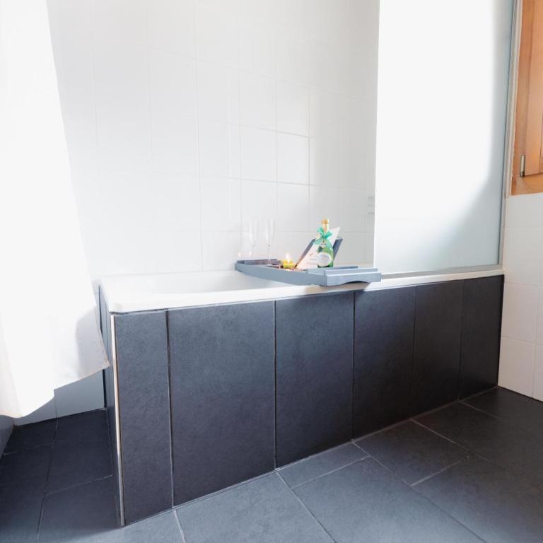 Chalet Regenbogen Familienapartment mit Indoor-Rutschbahn & Spieloase an der Fussgängerzone - Apartment mit 3 Schlafzimmern - 5