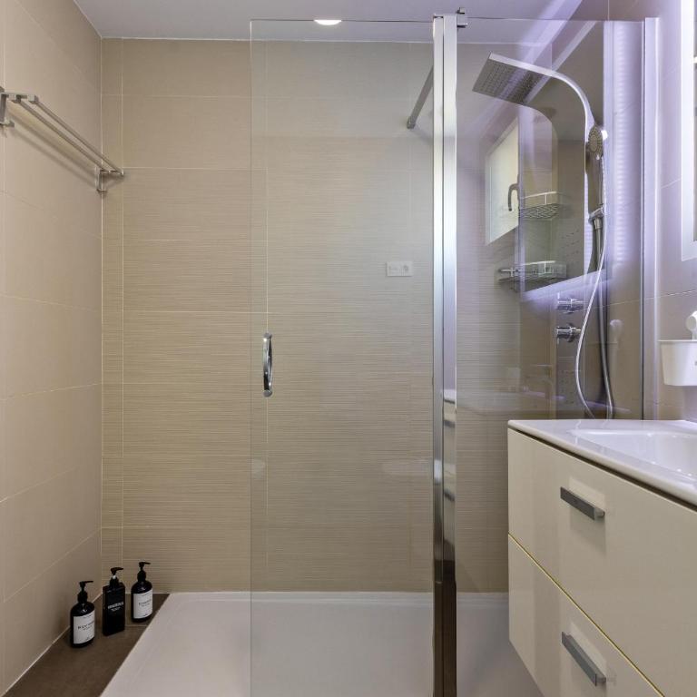 LivinMálaga Los Álamos Suites II - Appartamento con 2 Camere da Letto - 25