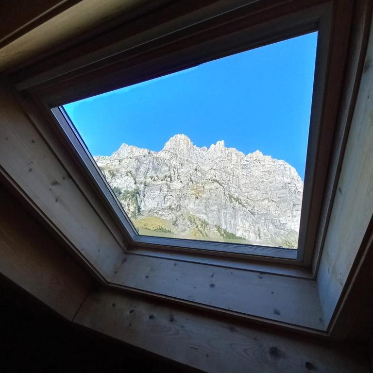 Chalet Regenbogen Familienapartment mit Indoor-Rutschbahn & Spieloase an der Fussgängerzone - Apartment mit 3 Schlafzimmern - 2