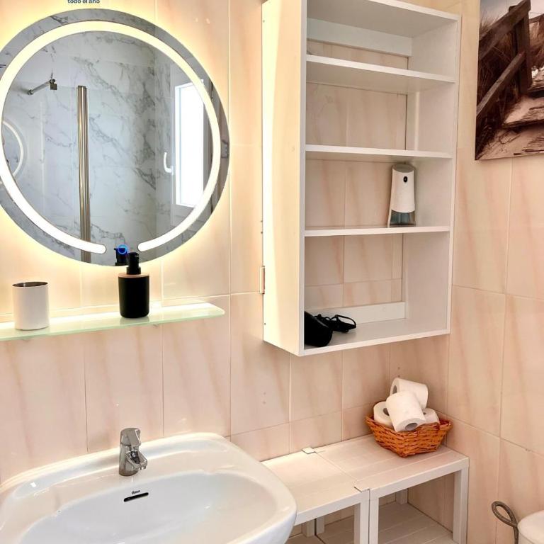 Pensión RENCH - Habitación Deluxe - 1 cama grande - 12