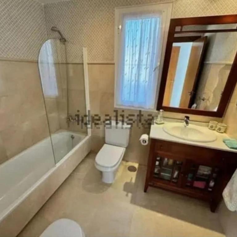 Villa en Vera Playa - Three-Bedroom Apartment - 14