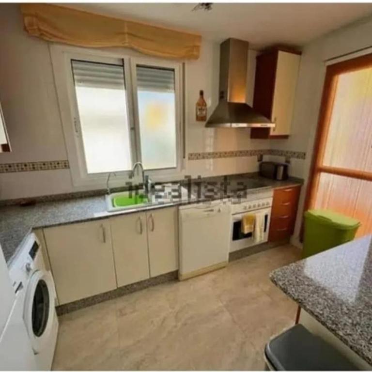 Villa en Vera Playa - Three-Bedroom Apartment - 24