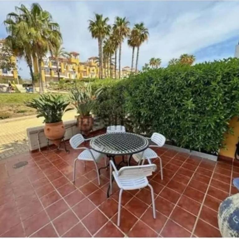Villa en Vera Playa - Three-Bedroom Apartment - 25