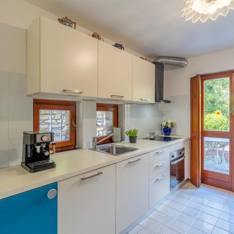 Vista nel blù con piscina - Villa avec Piscine Privée - 17
