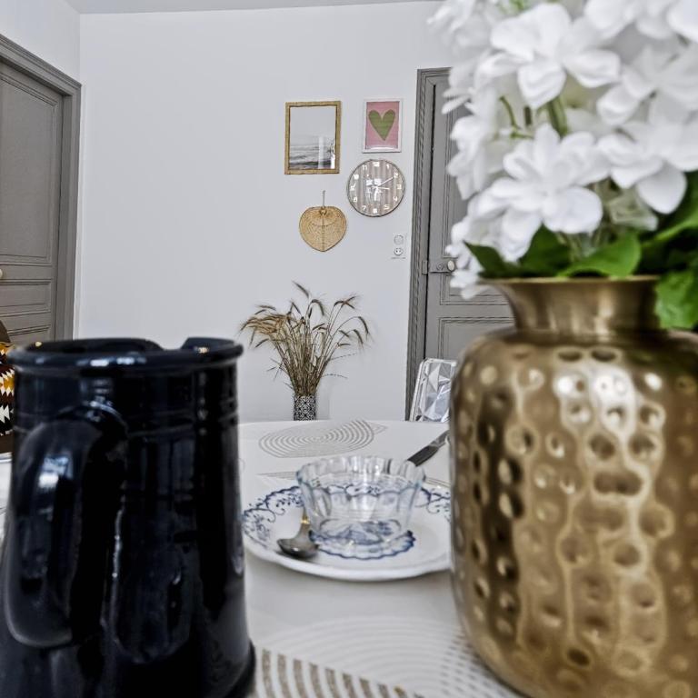 Le Citadin - Centre - Wifi - Balcon - Appartement 1 Chambre - 3