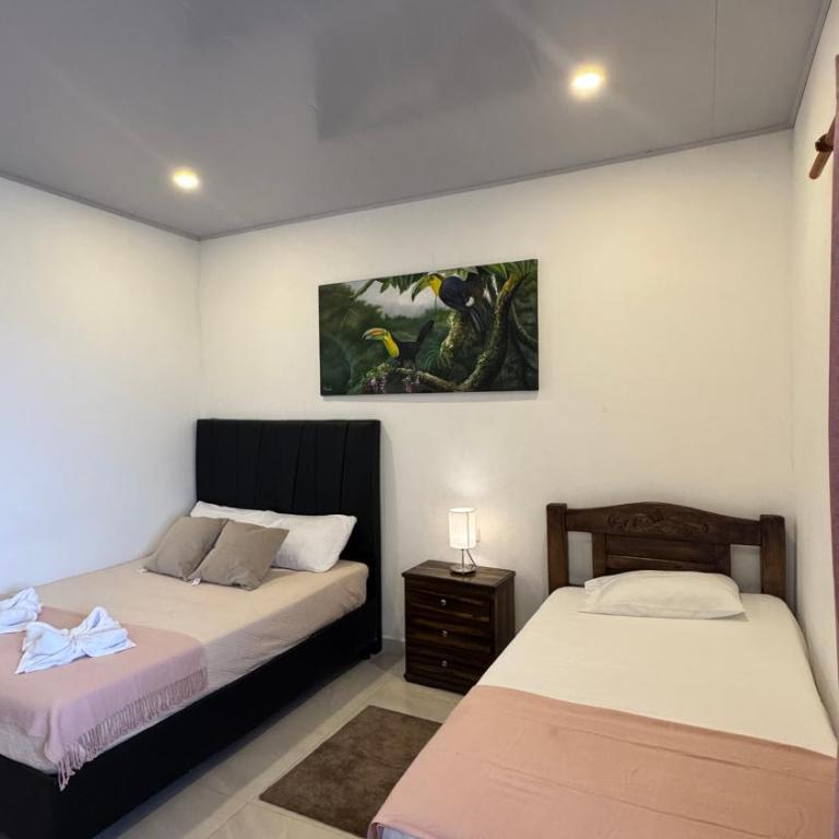 Donde Mildred Hostal y Cafe - Two-Bedroom Standard Apartment - 8