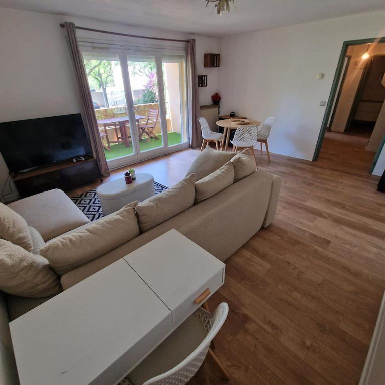 T2 avec terrasse au soleil proche centre - Apartment mit 1 Schlafzimmer - 2