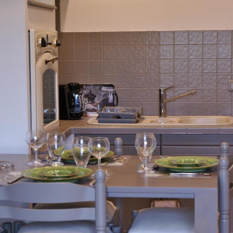 Appartement centre-ville avec parking vu Alpilles - Appartement 1 Chambre - 10