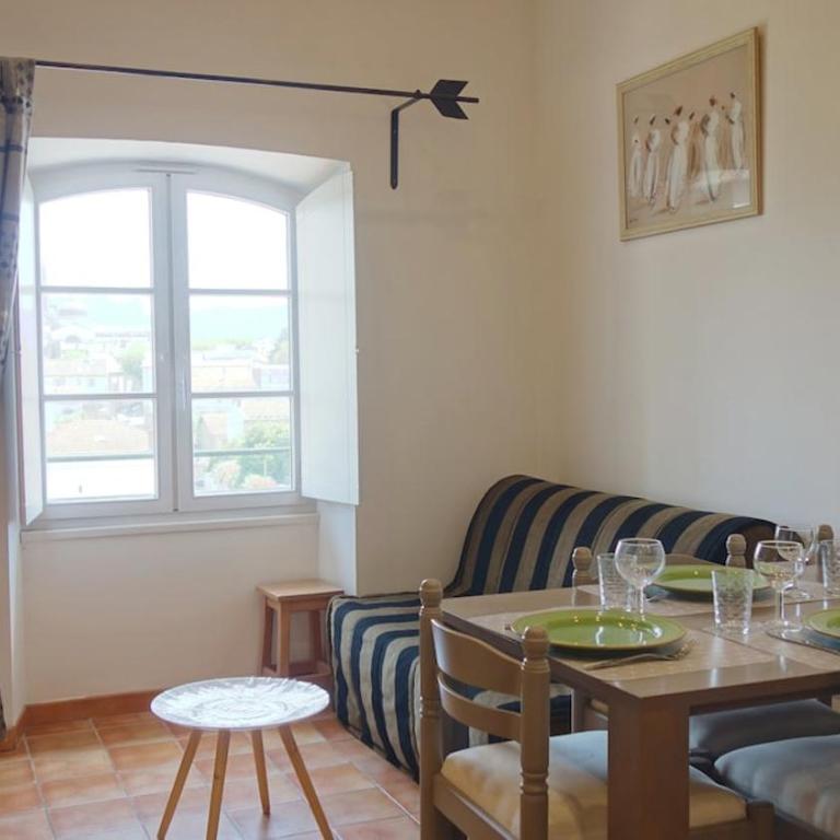 Appartement centre-ville avec parking vu Alpilles - Appartement 1 Chambre - 13