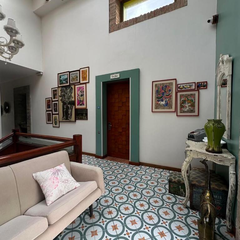 Hotel Boutique Villa Ana María, Cuenca - Habitación Cuádruple con vistas a la montaña - 6