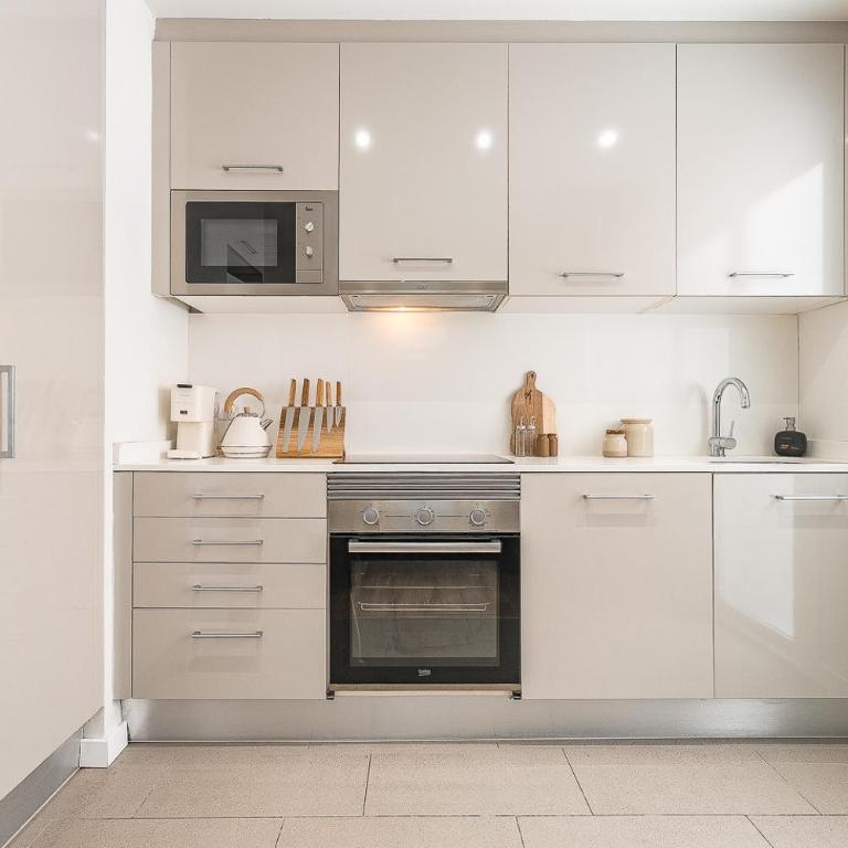 Barcelona Stadium Prestige Apartment - Appartamento Premium con 5 Camere da Letto - 9