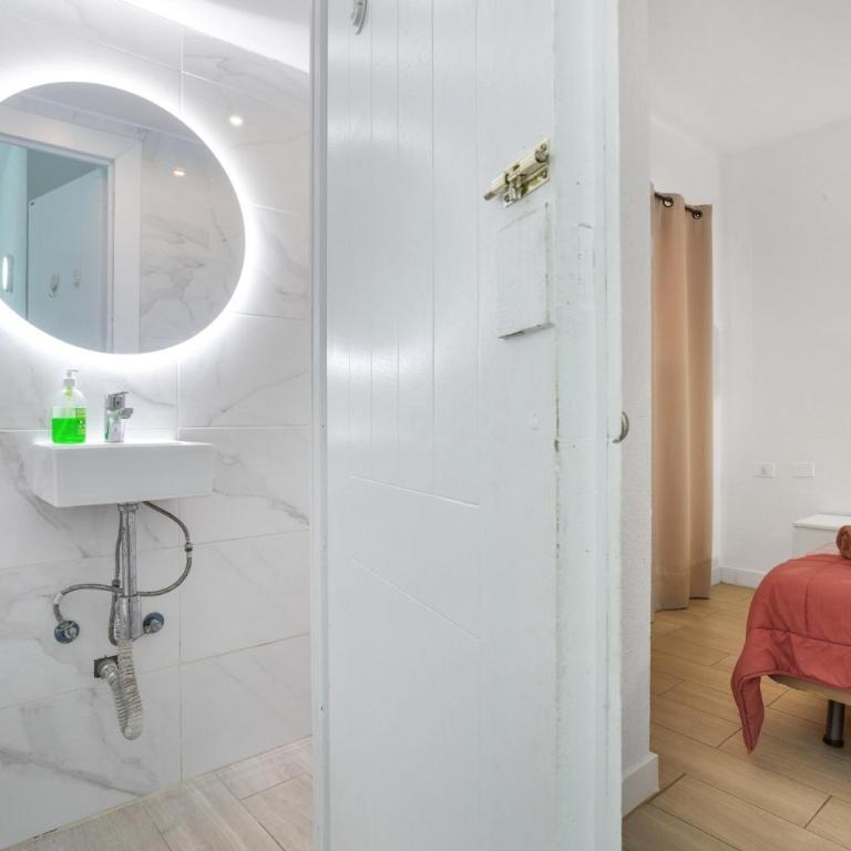 Céntrico Apartamento Con Piscina - Apartamento Superior con vistas a la ciudad - 9