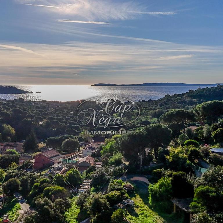 Appart T2 4 personnes vue mer sur les hauteurs de Cavalière - Appartement - Vue sur Mer - 3