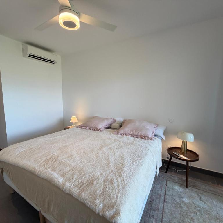 Appartement U Schegaru - Centre Ville de Porto-Vecchio - Two-Bedroom Apartment with Balcony and Terrace - 10
