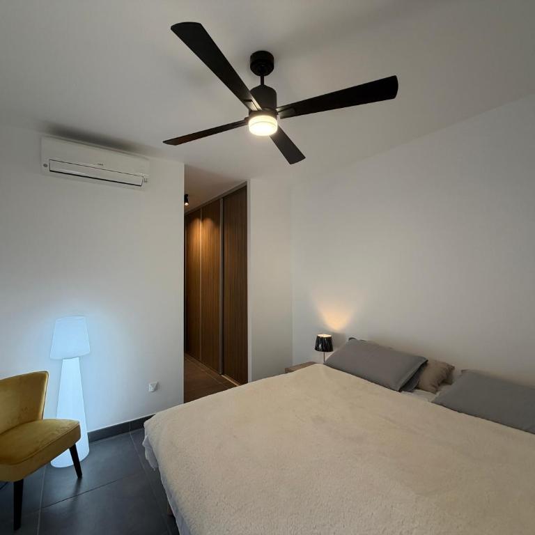 Appartement U Schegaru - Centre Ville de Porto-Vecchio - Two-Bedroom Apartment with Balcony and Terrace - 15