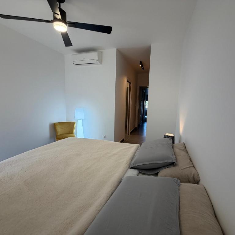 Appartement U Schegaru - Centre Ville de Porto-Vecchio - Two-Bedroom Apartment with Balcony and Terrace - 16