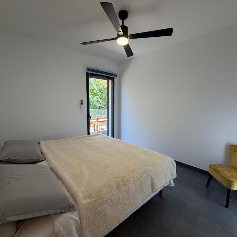 Appartement U Schegaru - Centre Ville de Porto-Vecchio - Two-Bedroom Apartment with Balcony and Terrace - 12