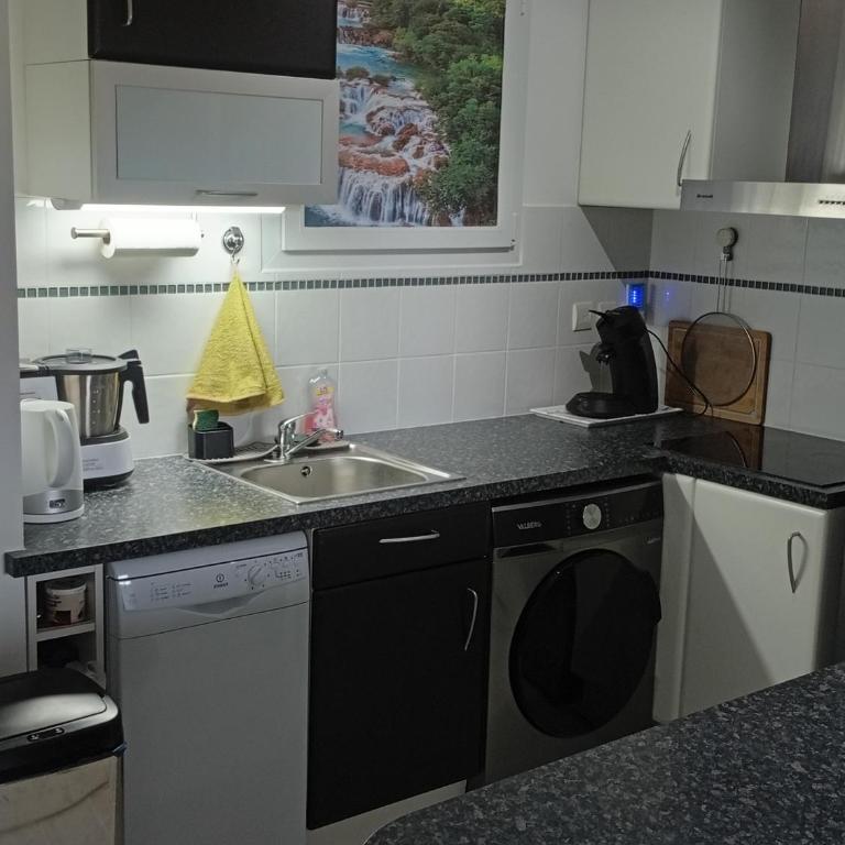 Appartement avec jardin - Appartamento con 2 Camere da Letto - 26