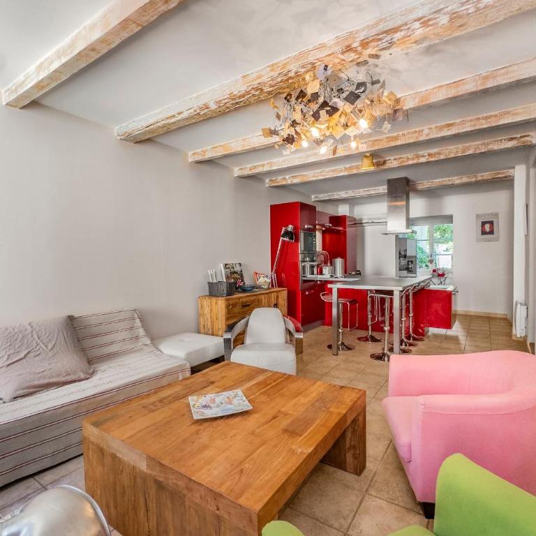 Typical town house with a private garden - Ferienhaus - 8