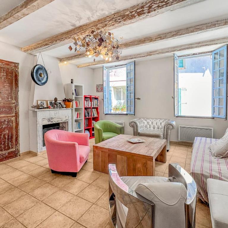 Typical town house with a private garden - Ferienhaus - 9