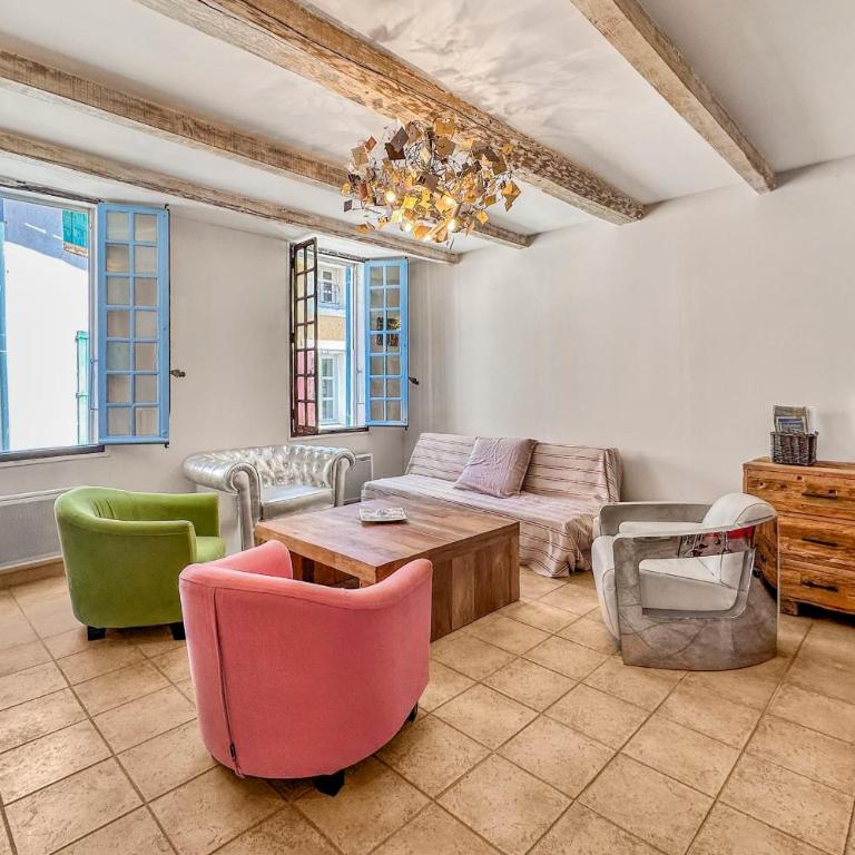 Typical town house with a private garden - Ferienhaus - 14