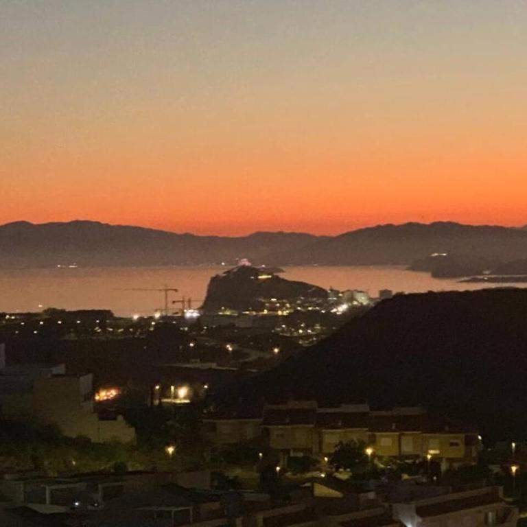 Aguilas Blue Horizon in the Collados Pool and parking - Apartamento - 5