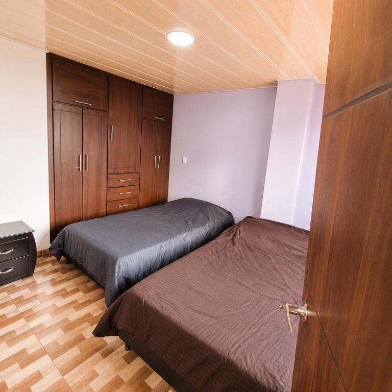Living Robayo Paipa - Three-Bedroom Apartment - 8