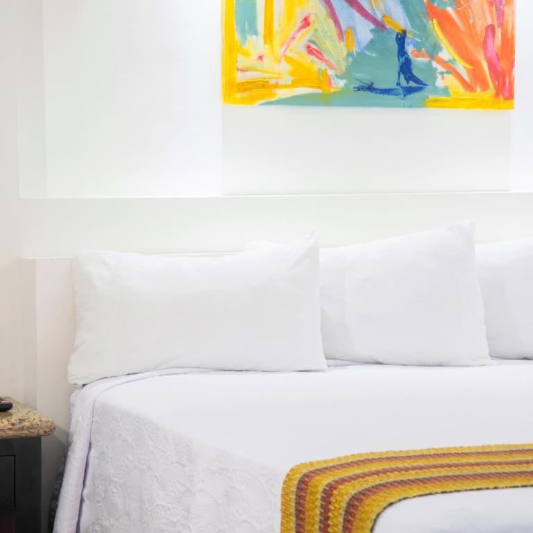 Pier 69 Beachfront Boutique Hotel Romance Zone Adults Only - Suite with Sea View - 1
