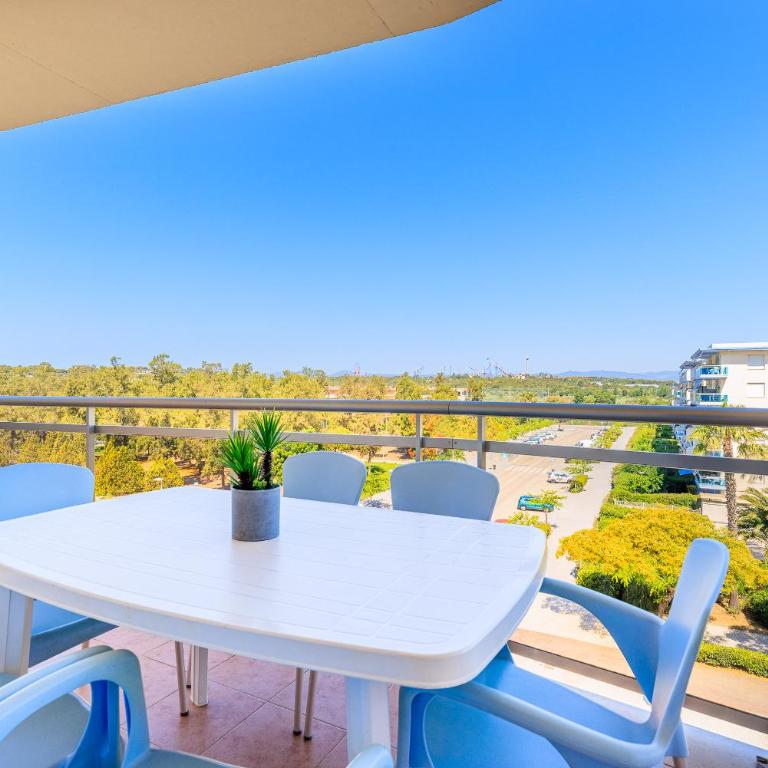 Rentalmar Pineda Suites - Apartamento de 3 dormitorios - 1