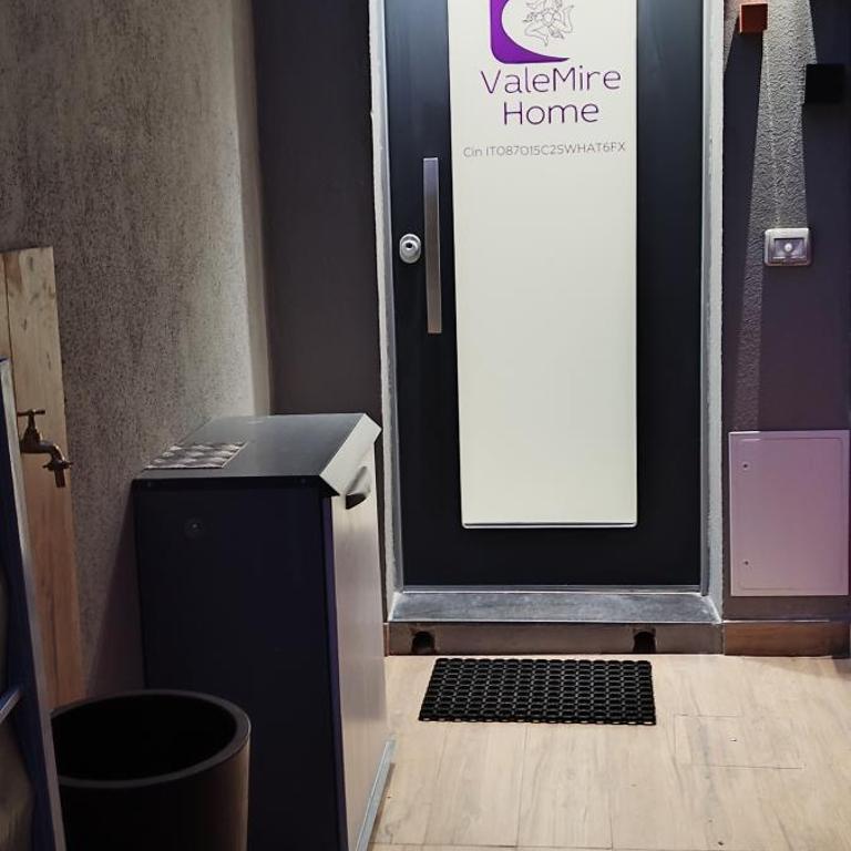 ValeMire Home - One-Bedroom Apartment - 9