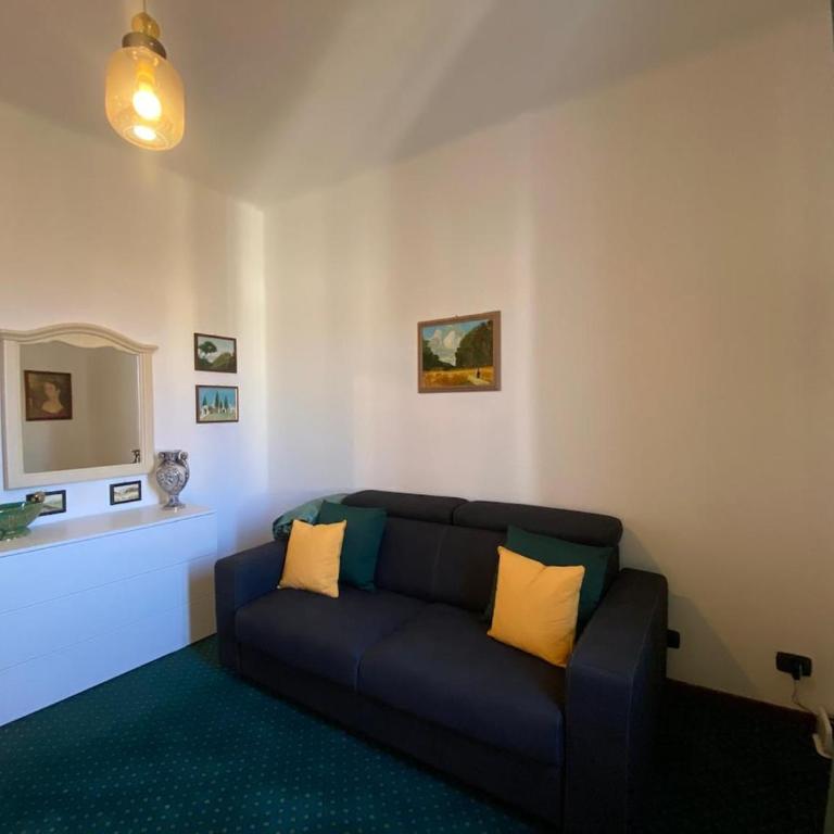 2 Rooms 10 min Arena Easy Parking - Appartamento con 2 Camere da Letto - 50